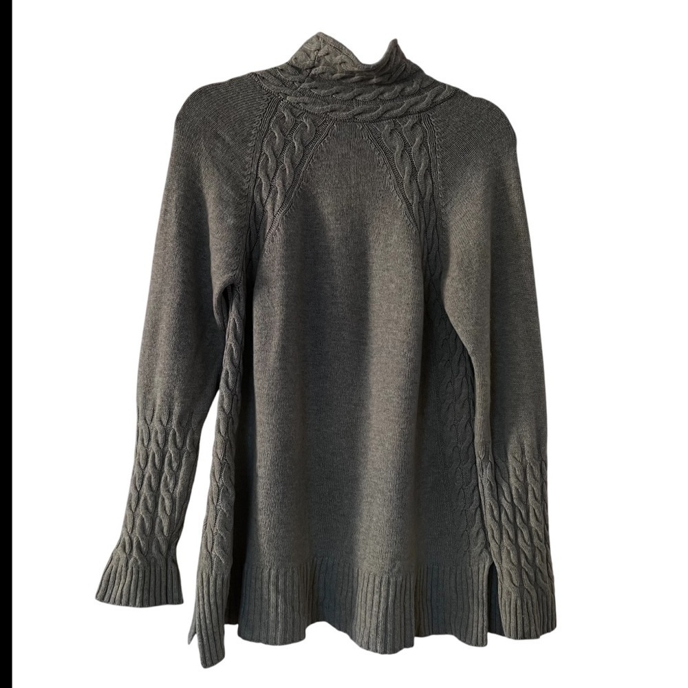 Alashan Wool and Cashmere Blend Fisherman Turtleneck in Sage Green size Large - Picture 2 of 15